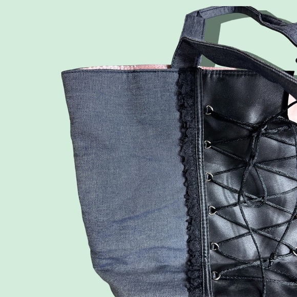 NWT Victoria’s Secret Denim Black Lace Corset Pink Silk Lined Tote Bag - Picture 6 of 10